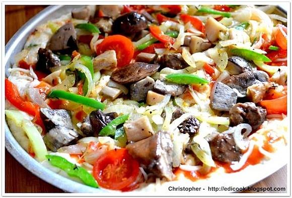 Pizza ziemniaczana z leśnymi grzybami
