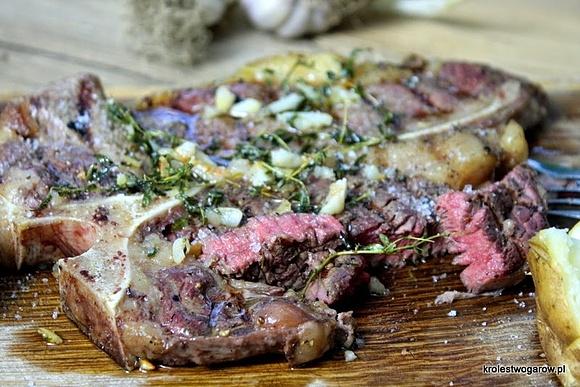 T-bone z grilla