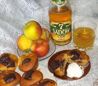 Muffinki jabłkowe z polskimi jabłkami