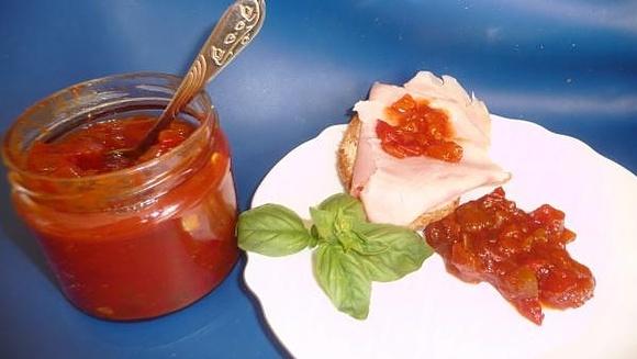 Lekka salsa meksykańska do kanapek i tortilli