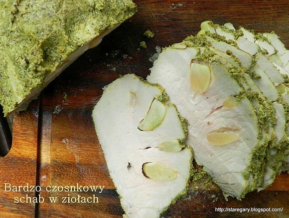 Schab czosnkowy z ziołami pieczony w rękawie