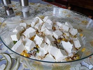 Sałatka brokułowa z serem feta