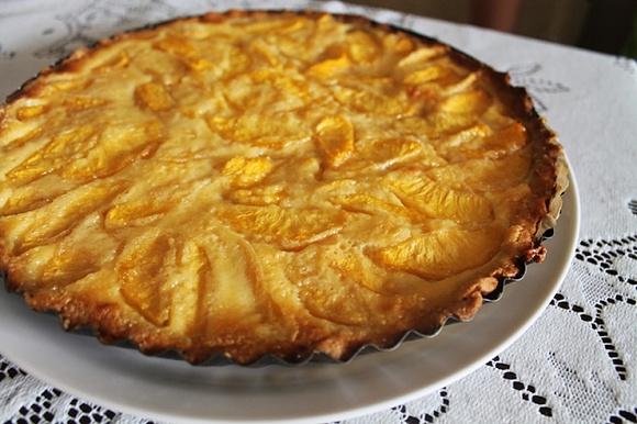 Tarta imbirowa z nektarynkami