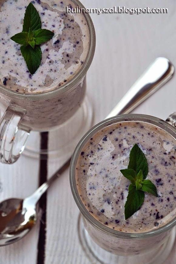 Shake borówkowo-miętowy