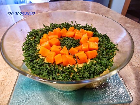 Pasta z makreli, jajek i marchewki – szybki dodatek do pieczywa