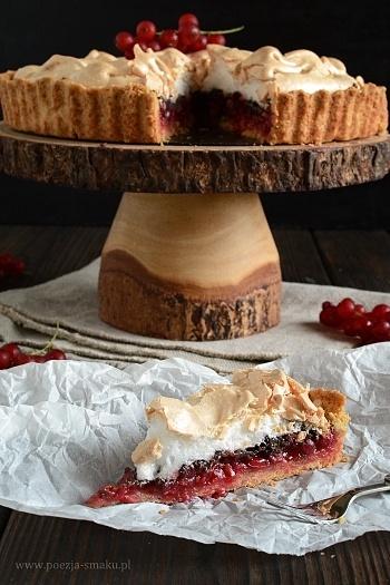 Tarta z porzeczkami i bezą