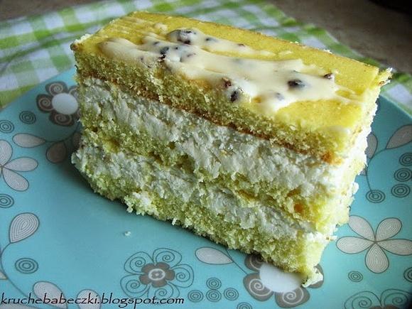 Ciasto Rafaello z biszkoptem i białą czekoladą