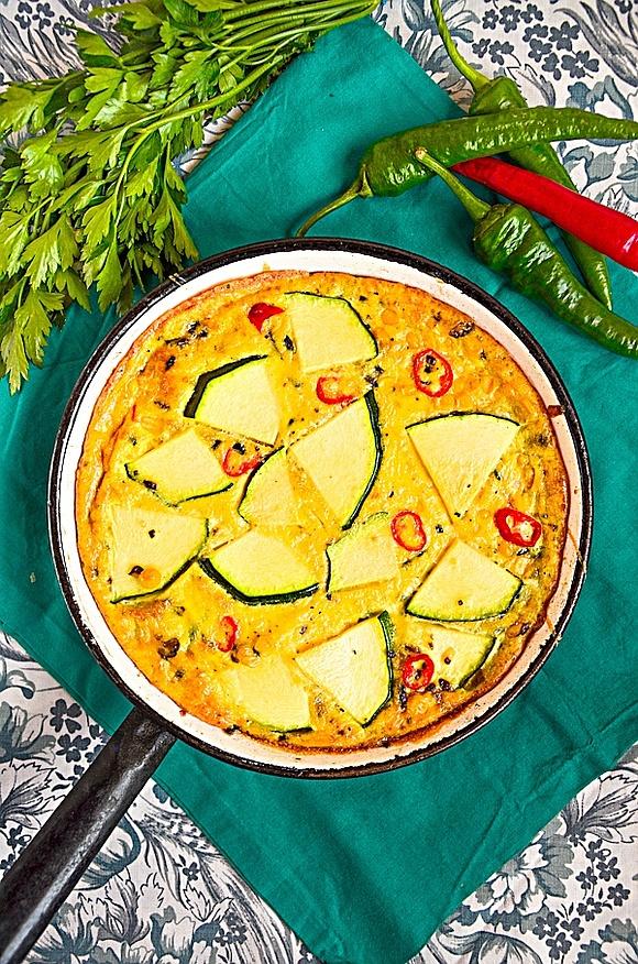 Frittata z cukinią i kukurydzą