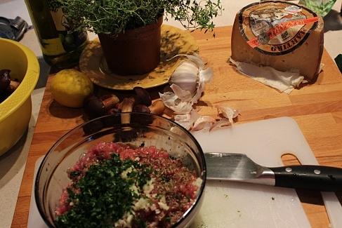 Tagliatelle z leśnymi grzybami i tymiankiem w sosie parmezanowo-cytrynowym