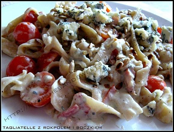 Tagliatelle z rokpolem i boczkiem