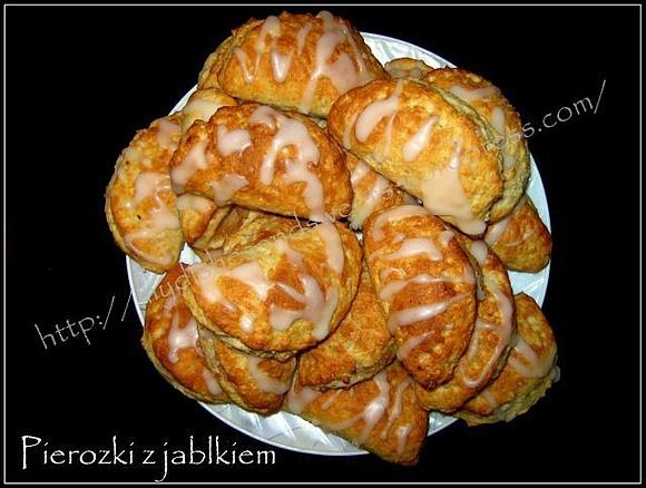 Pierogi z jabłkami