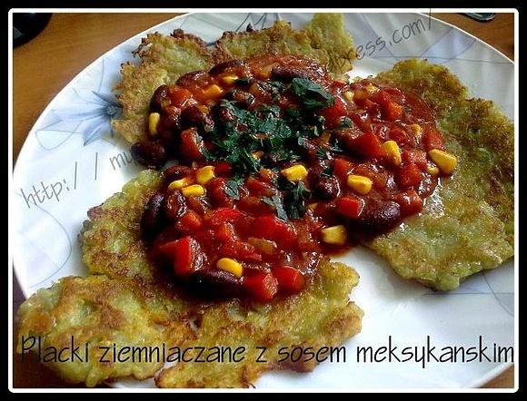 Placki ziemniaczane z sosem meksykańskim