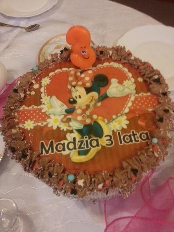 Urodzinowy tort czekoladowy