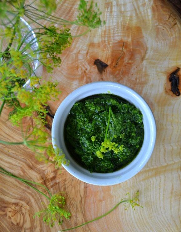 Koper w kuchni: sosy pesto i łosoś z koperkiem sezonowo od a do m