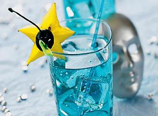 Błękitna laguna - przepis na orzeźwiający drink