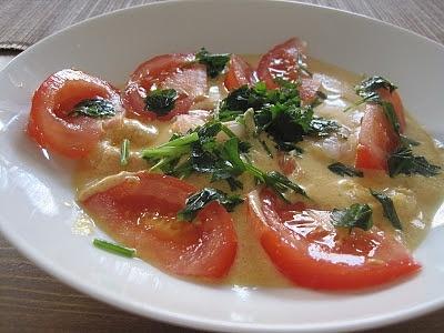 Krewetki z curry i papryką