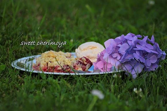 Crumble z owocami i kruszonką inspirowane Melbourne