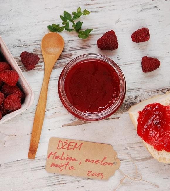 Dżem malinowo-melonowy z miętą