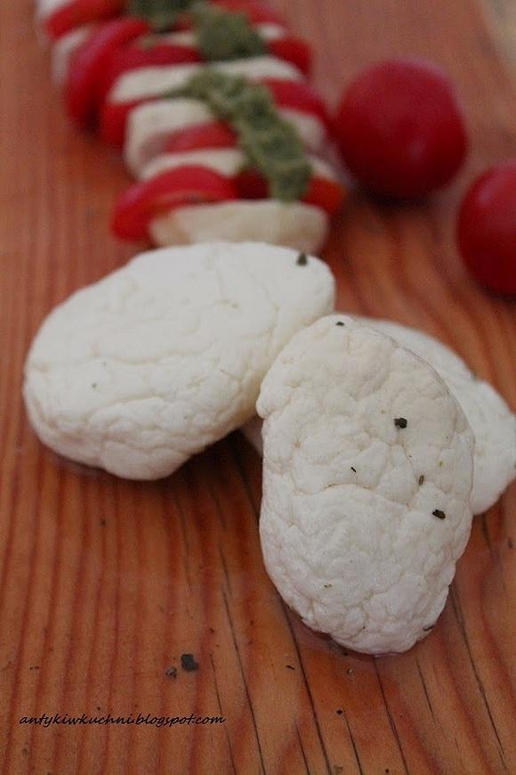 Ser mozzarella domowy w warunkach domowych