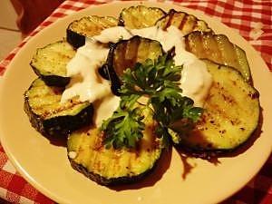 Grillowana cukinia w marynacie