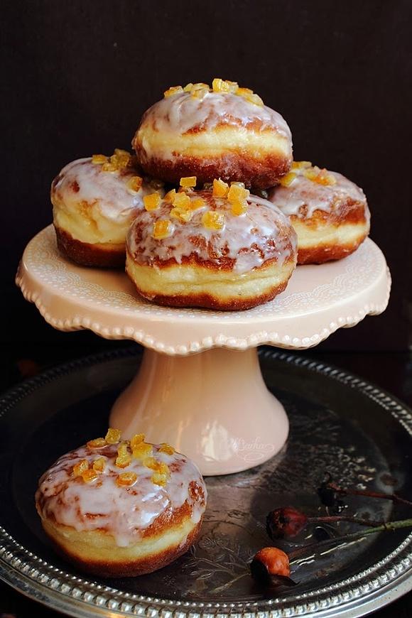 Pączki z konfiturą różaną
