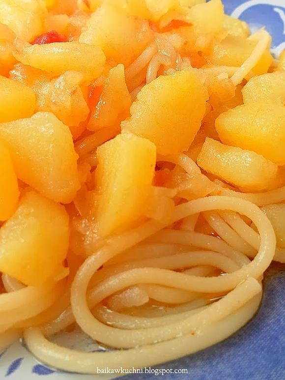 Spaghetti z ziemniakami