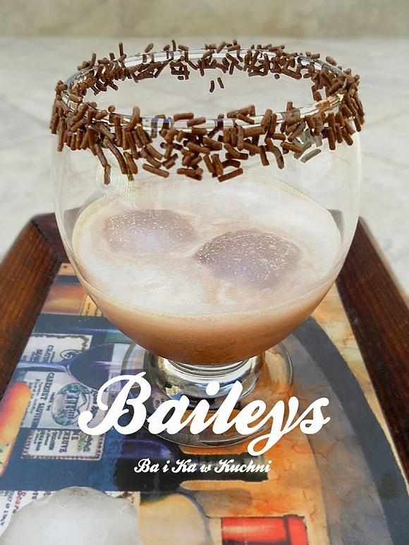 Domowy Baileys czekoladowy z 3 składników