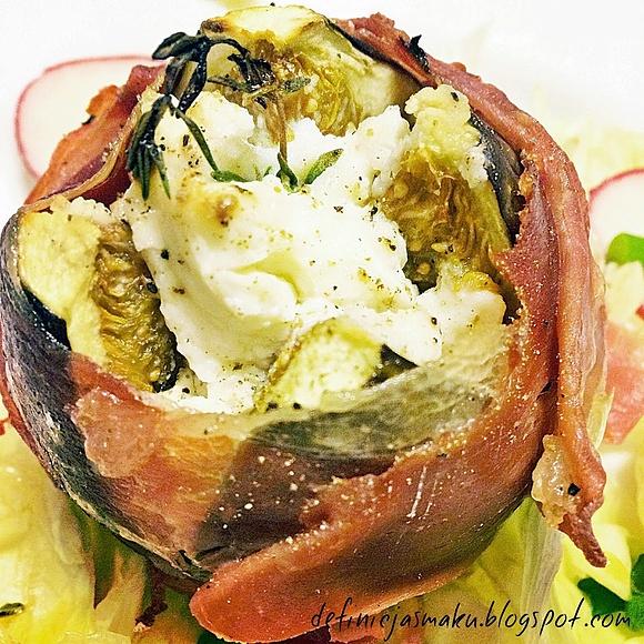 Pieczona figa z ricottą i szynką parmeńską