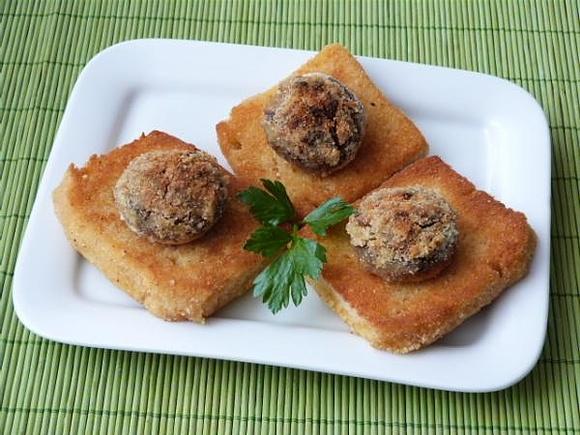 Wyśmienite grzanki z pieczarkami