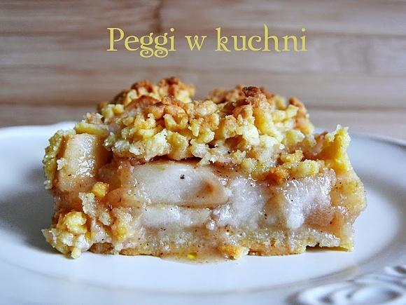 Szarlotka z kawałkami jabłek