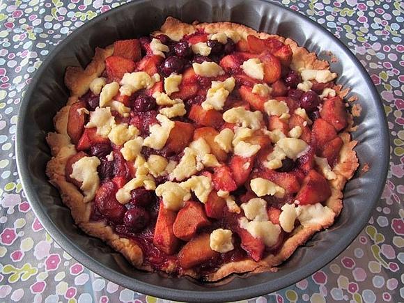 Tarta jabłkowo-wiśniowa
