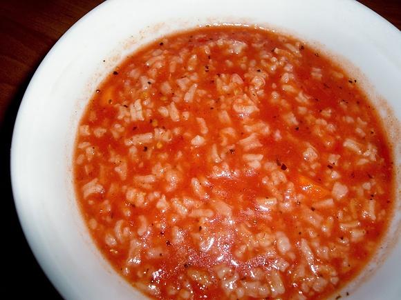 Pomidorowa z ryżem
