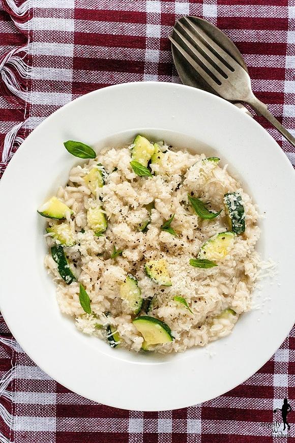 Późnoletnie risotto z cukinią