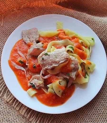 Sos paprykowy do makaronu