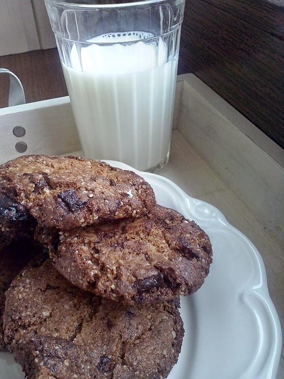 American cookies czekoladowo-piegowate ciasteczka