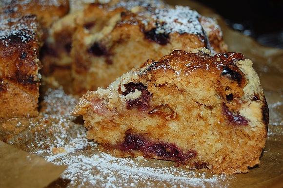 Czereśniowa rapsodia z kruszonką - prosty przepis na ciasto