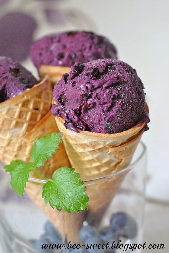 Lody jagodowe