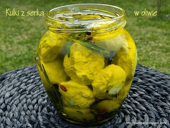 Kulki z serka labneh w oliwie z przyprawami