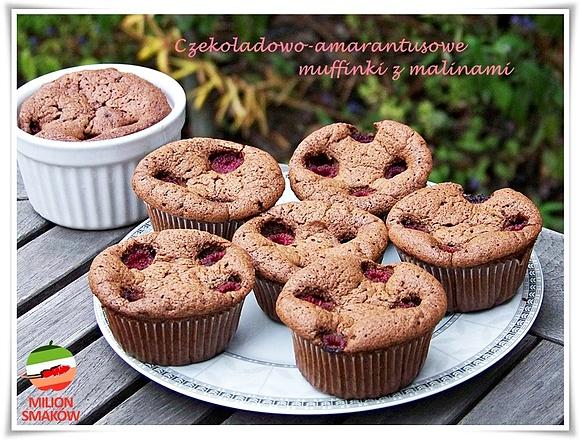 Czekoladowe muffinki z malinami i amarantusem