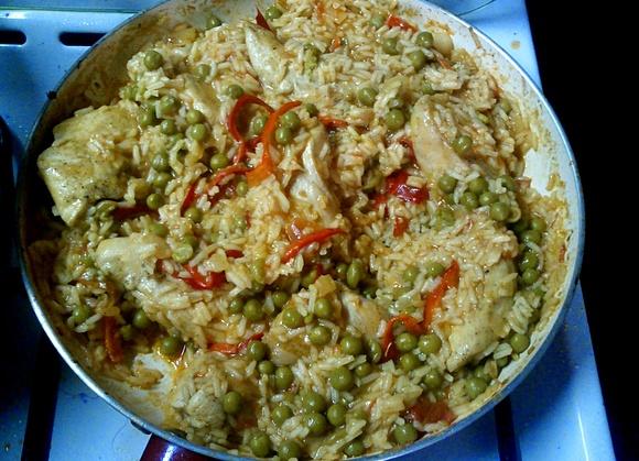 Paella z kurczakiem