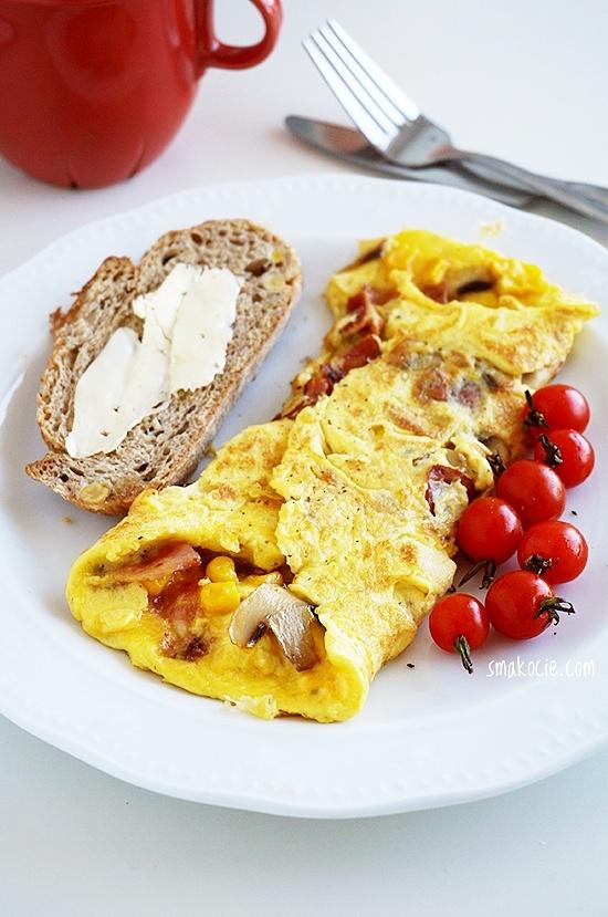 Omlet z pieczarkami i boczkiem