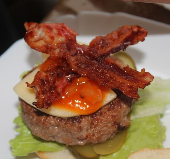 Burger z najlepszymi składnikami
