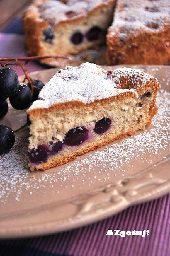 Puszyste ciasto z winogronami i cynamonem bezglutenowe