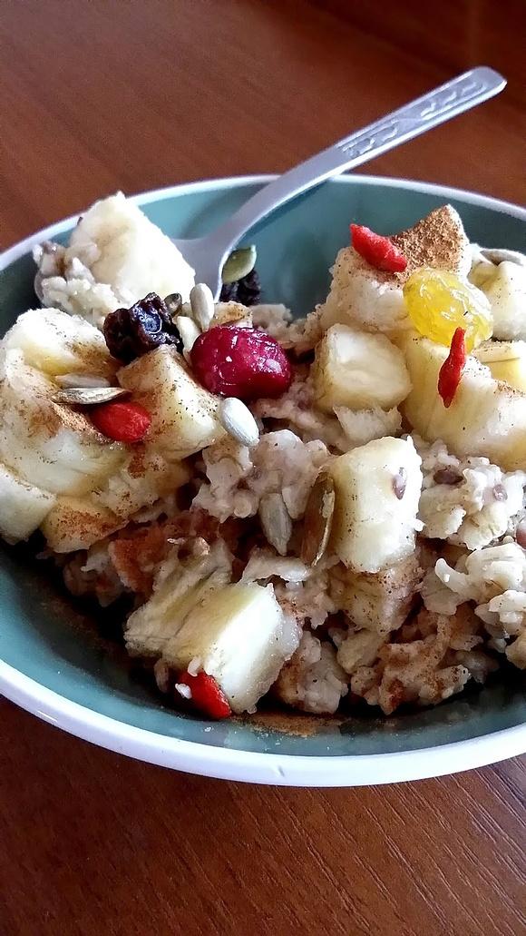 Owsianka bananowa z cynamonem przepis na zdrowe śniadanie