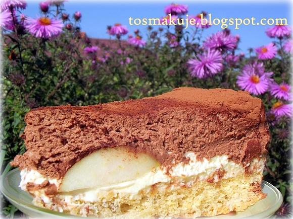 Podwójnie czekoladowy tort z orzechami i gruszkami