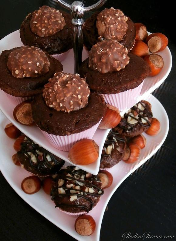 Czekoladowo-Orzechowe Babeczki Ferrero Rocher