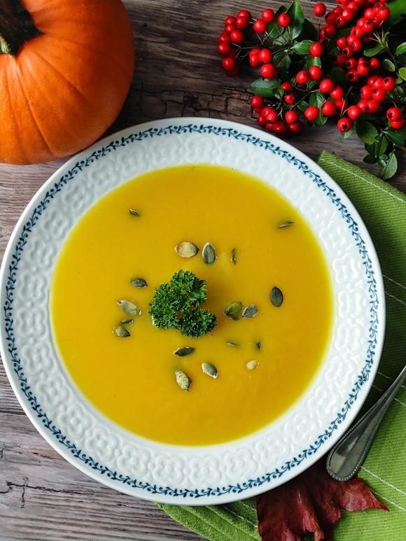 Aksamitny krem dyniowy z curry