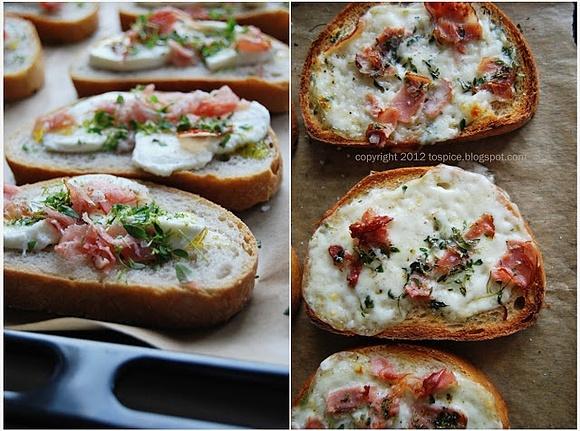 Grzanki z mozzarellą, szynką i tymiankiem