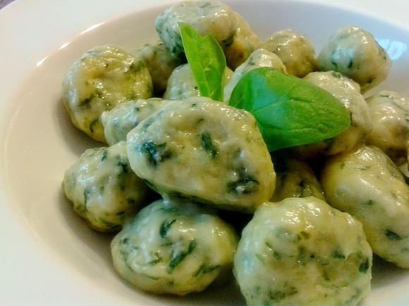 Szpinakowe gnocchi
