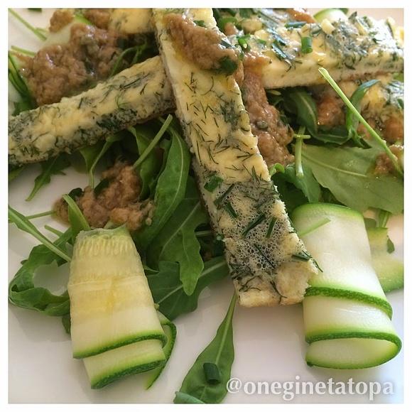 Omlet prowansalski z rukolą